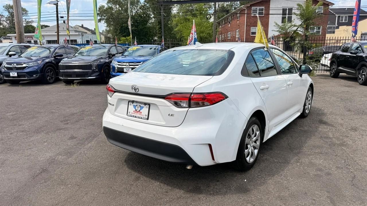 Toyota Corolla LE 2023