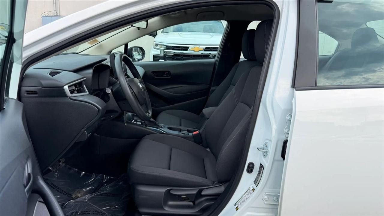 Toyota Corolla LE 2023