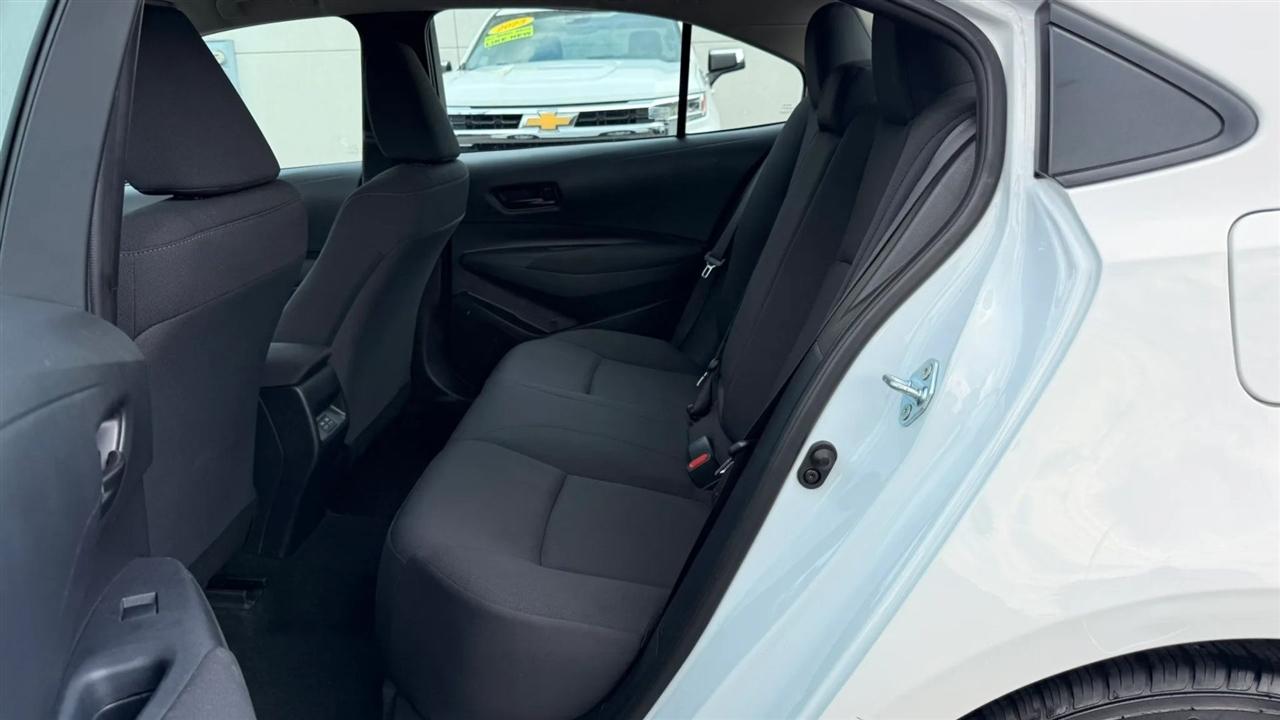 Toyota Corolla LE 2023