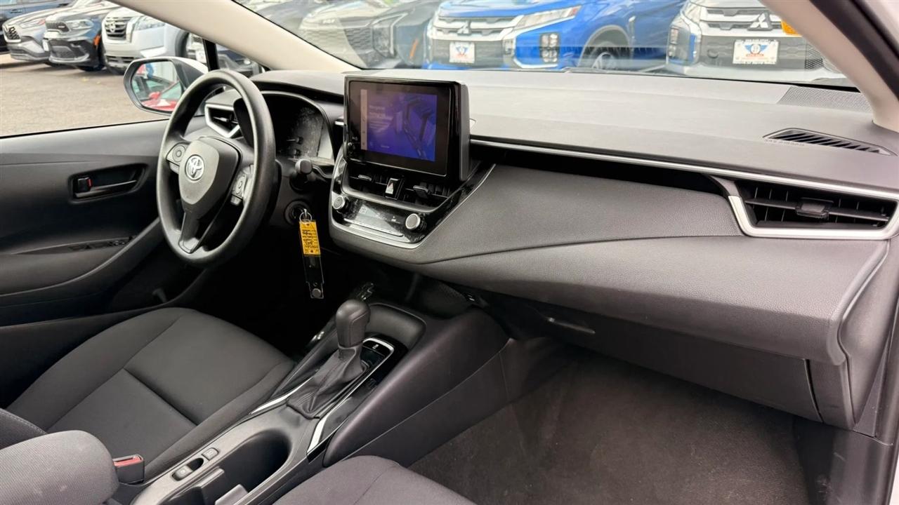 Toyota Corolla LE 2023