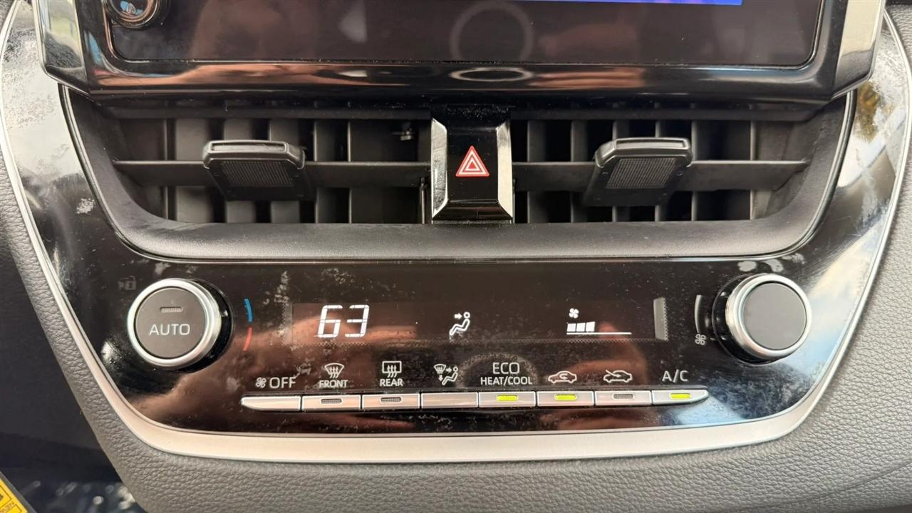 Toyota Corolla LE 2023