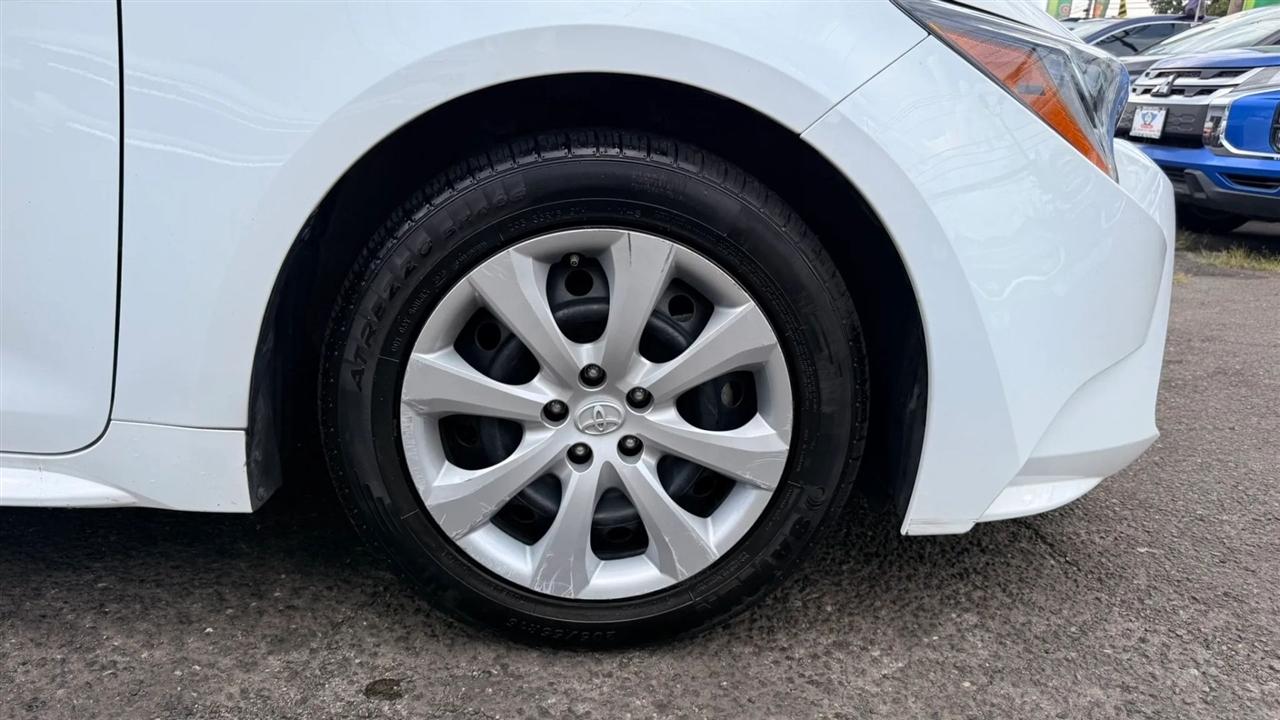 Toyota Corolla LE 2023