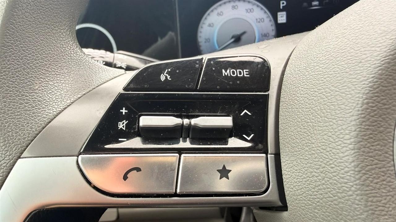 Hyundai Elantra SEL 2024