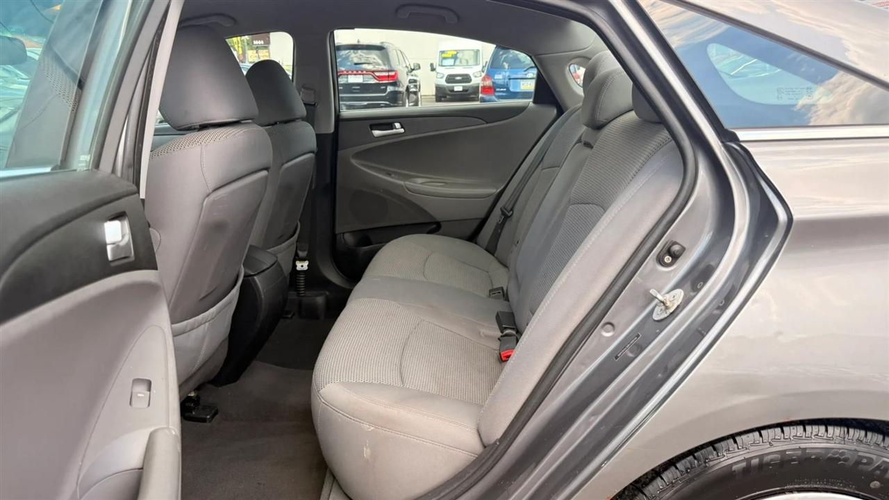 Hyundai Sonata GLS Auto 2011