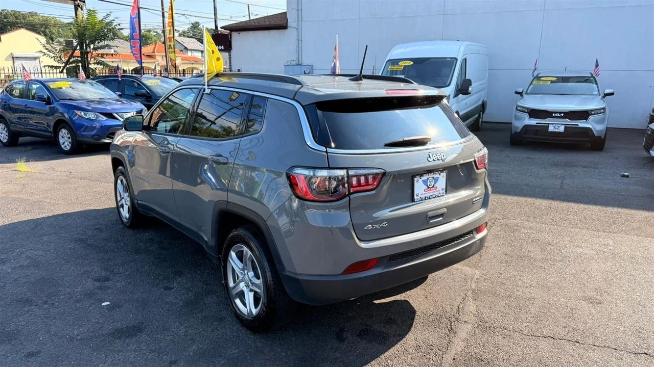 Jeep Compass Latitude 2024