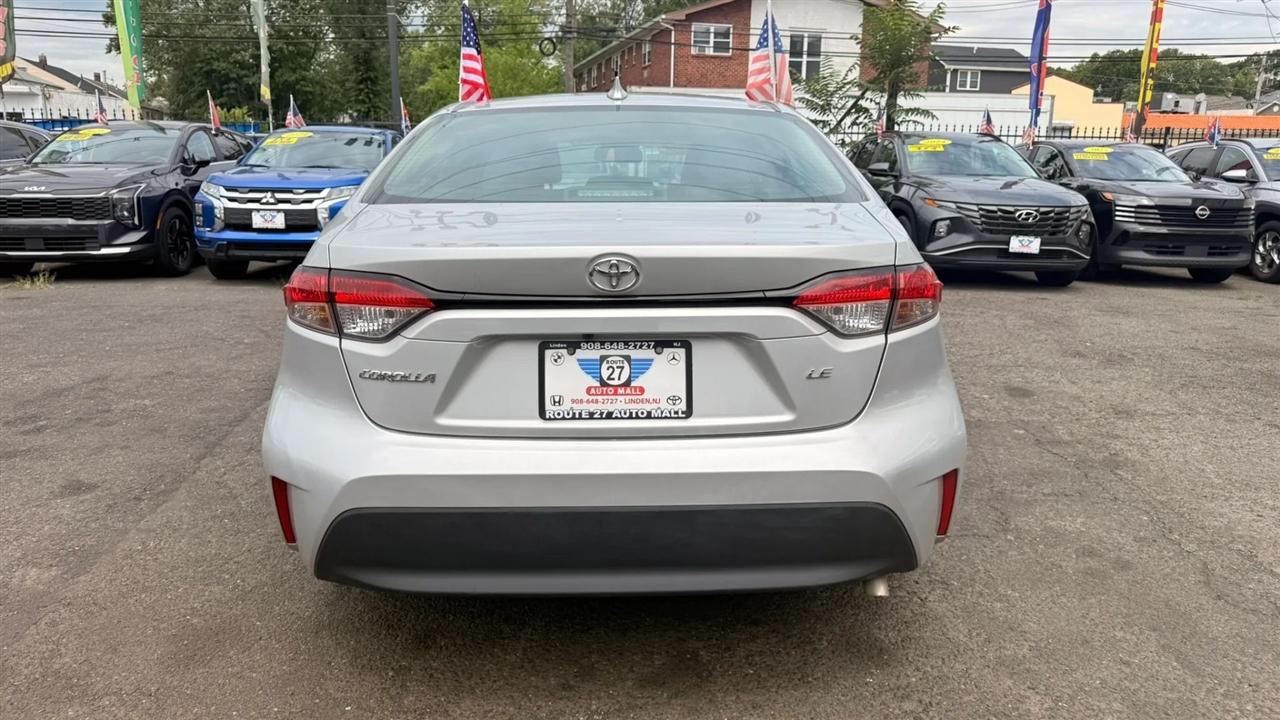 Toyota Corolla LE 2023