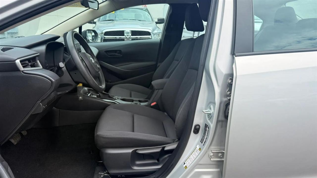 Toyota Corolla LE 2023