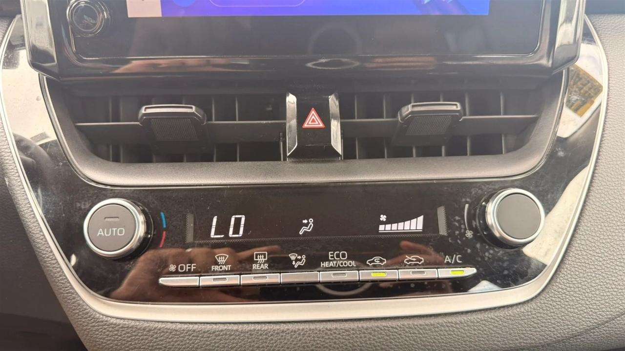Toyota Corolla LE 2023
