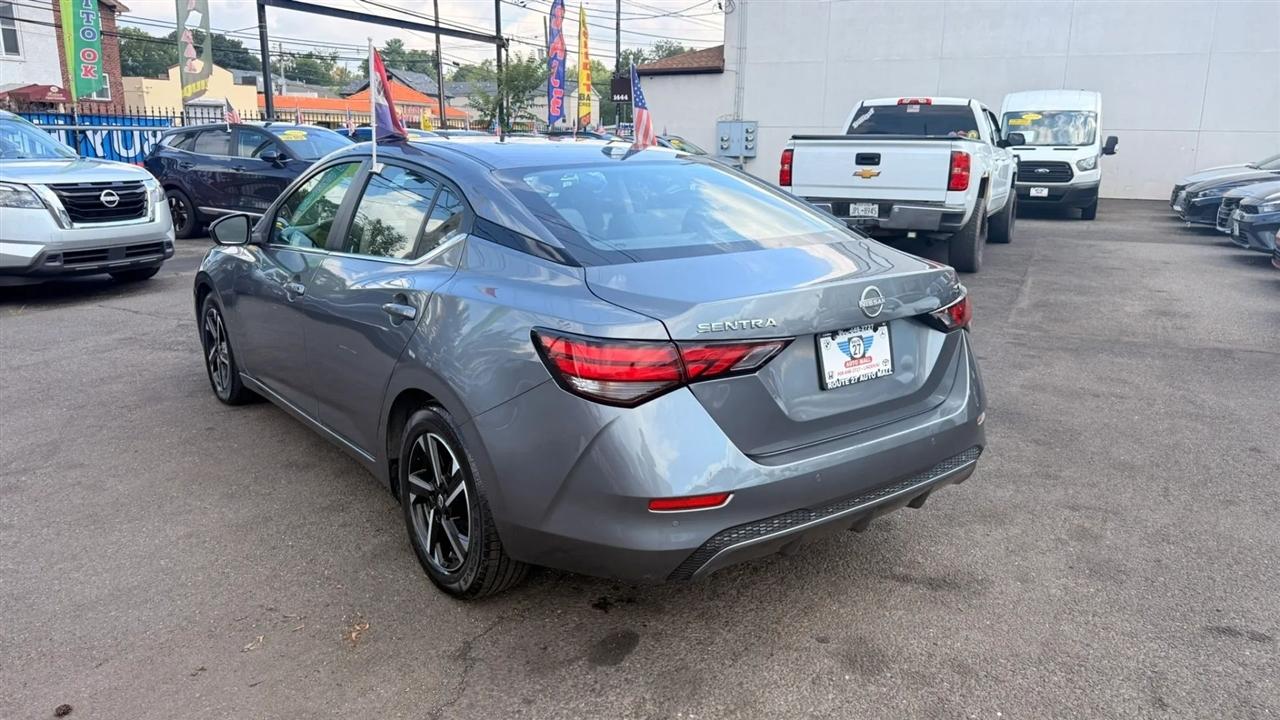 Nissan Sentra SV 2024