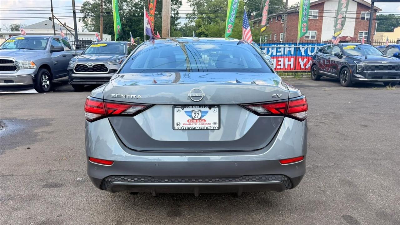 Nissan Sentra SV 2024