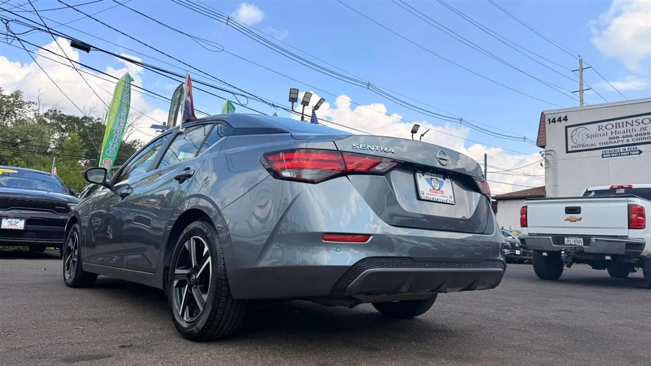 Nissan Sentra SV 2024