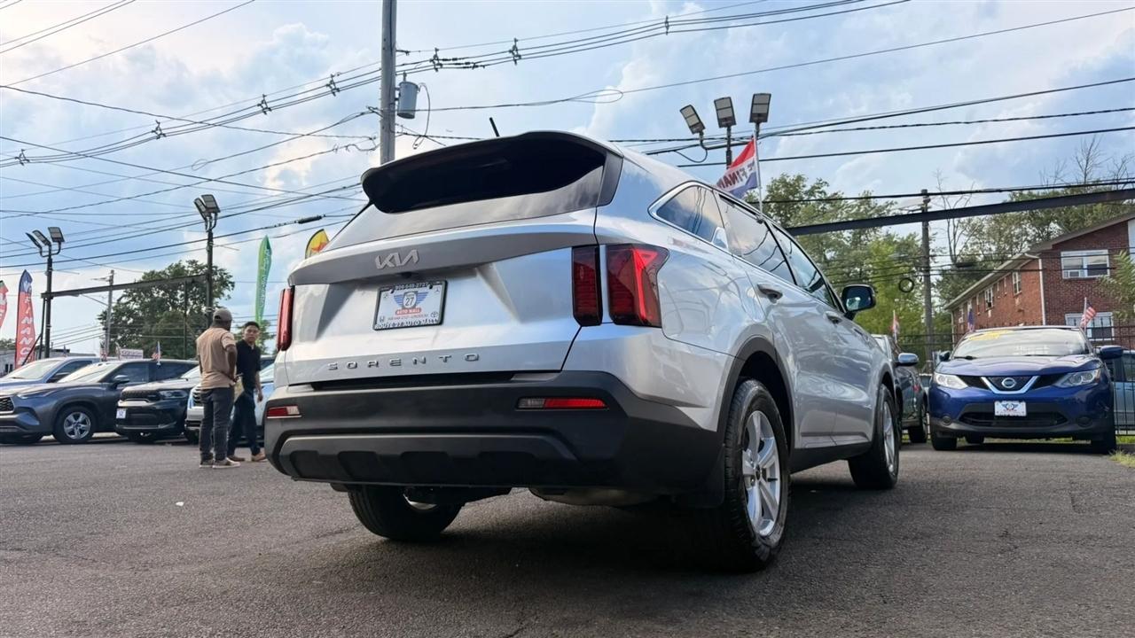 Kia Sorento LX 2WD 2022