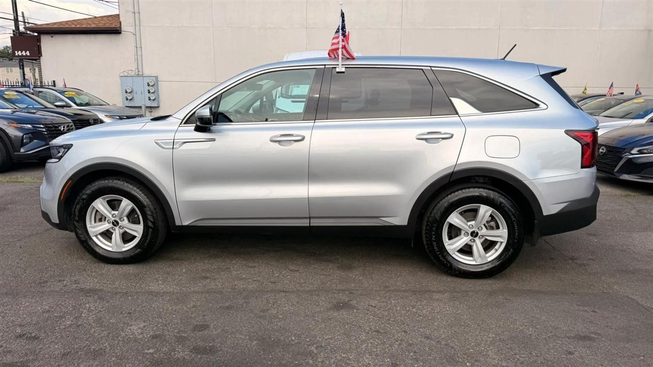 Kia Sorento LX 2WD 2022