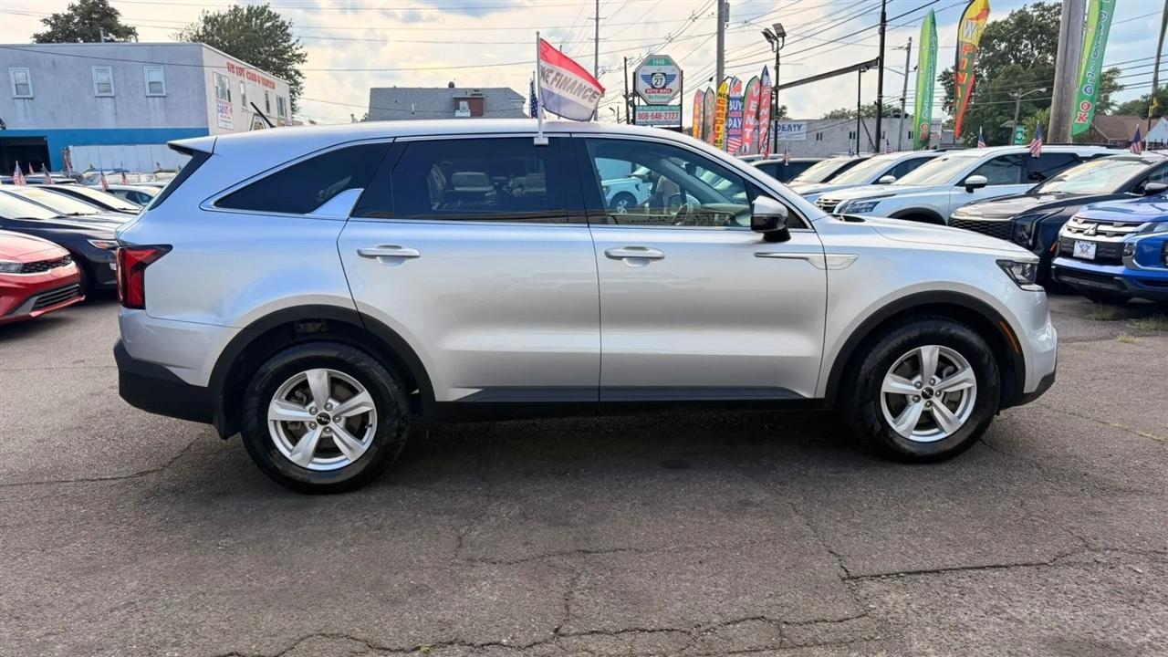 Kia Sorento LX 2WD 2022