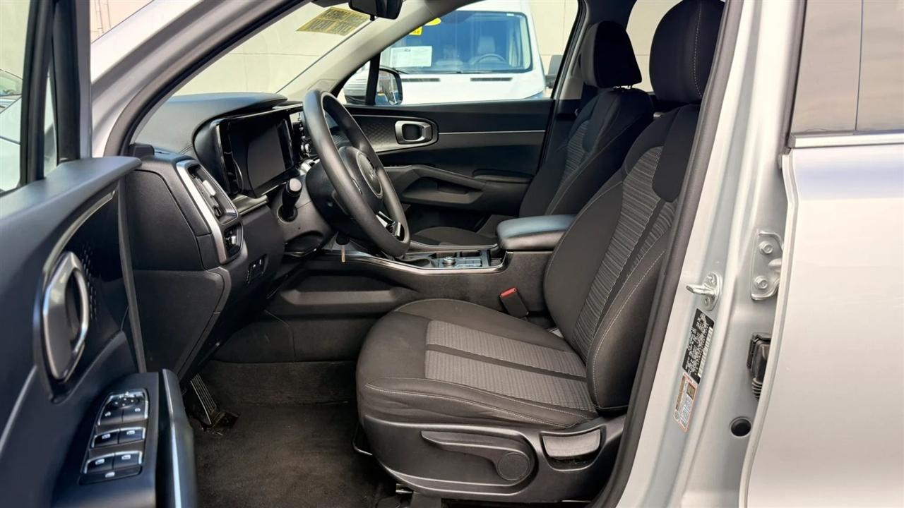 Kia Sorento LX 2WD 2022