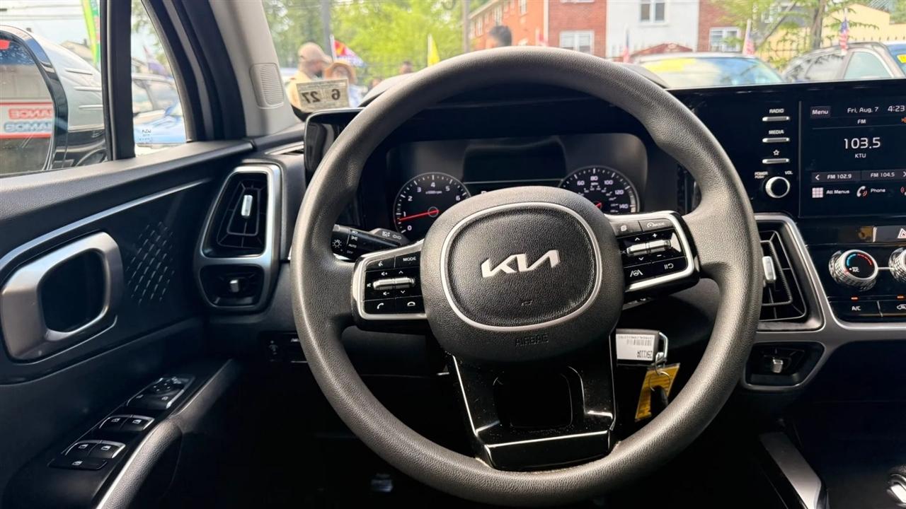 Kia Sorento LX 2WD 2022