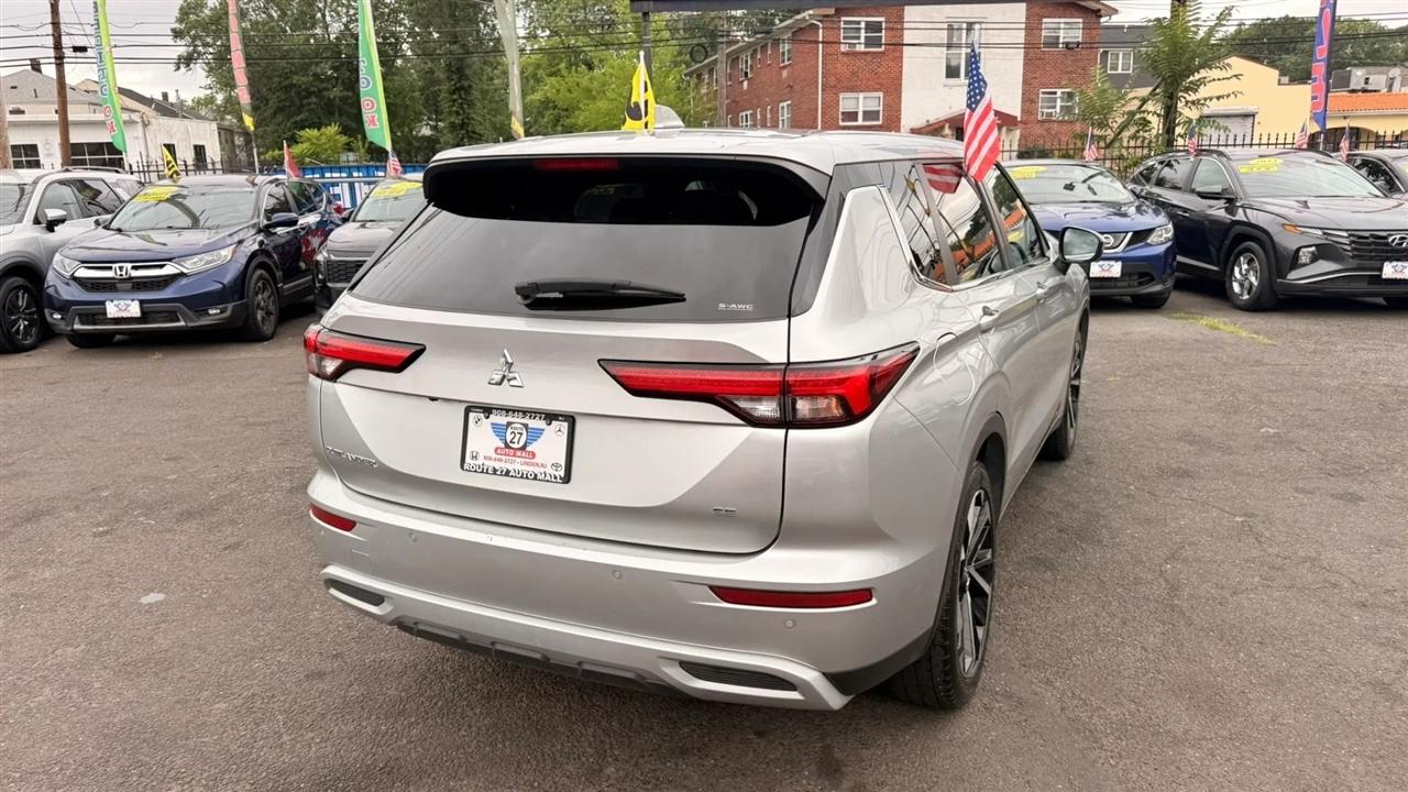 Mitsubishi Outlander SE 4WD 2024