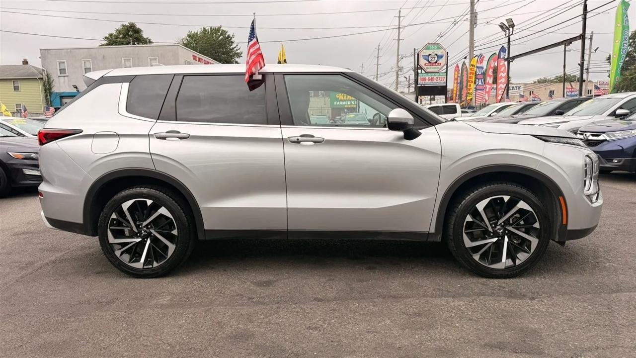 Mitsubishi Outlander SE 4WD 2024