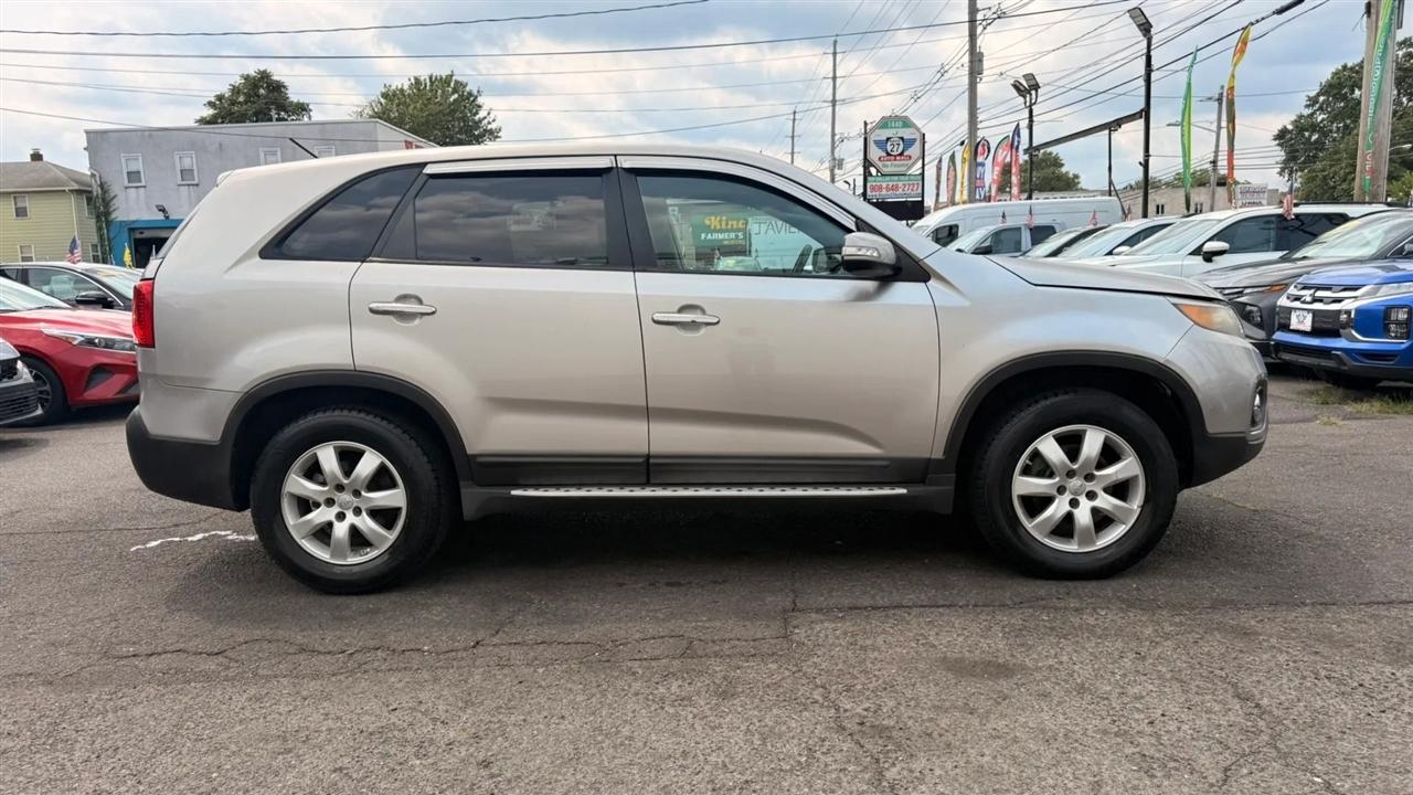 Kia Sorento LX 2WD 2013