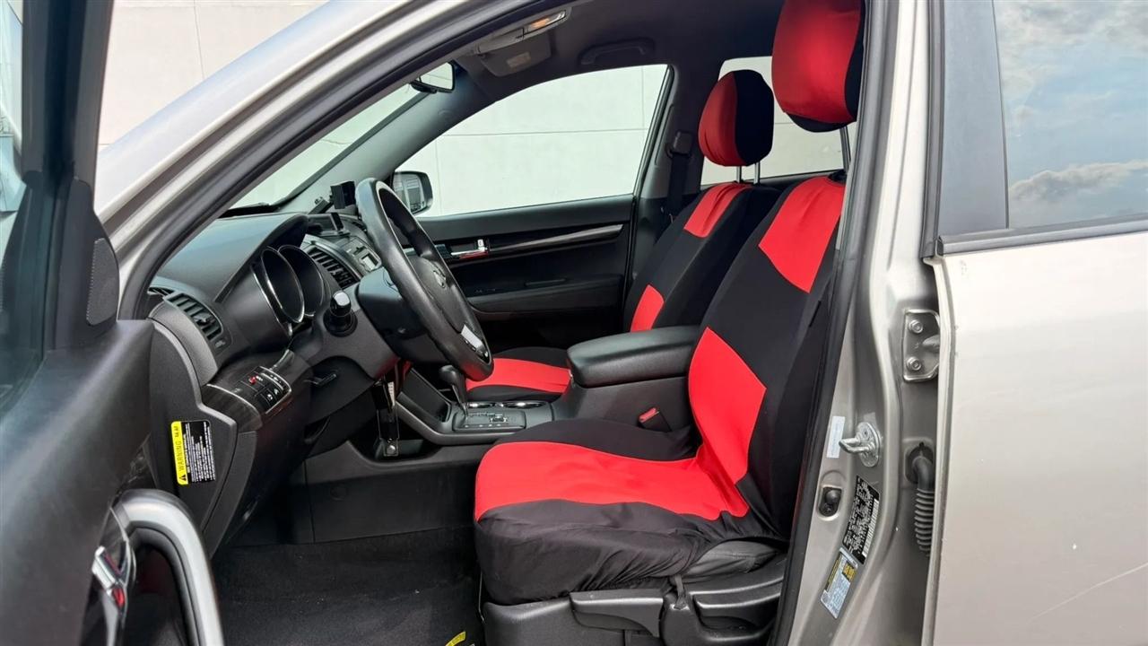 Kia Sorento LX 2WD 2013