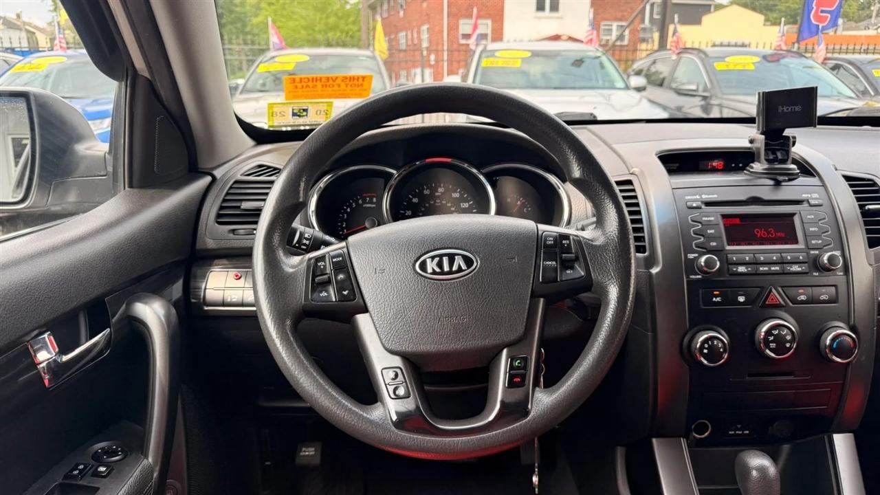 Kia Sorento LX 2WD 2013