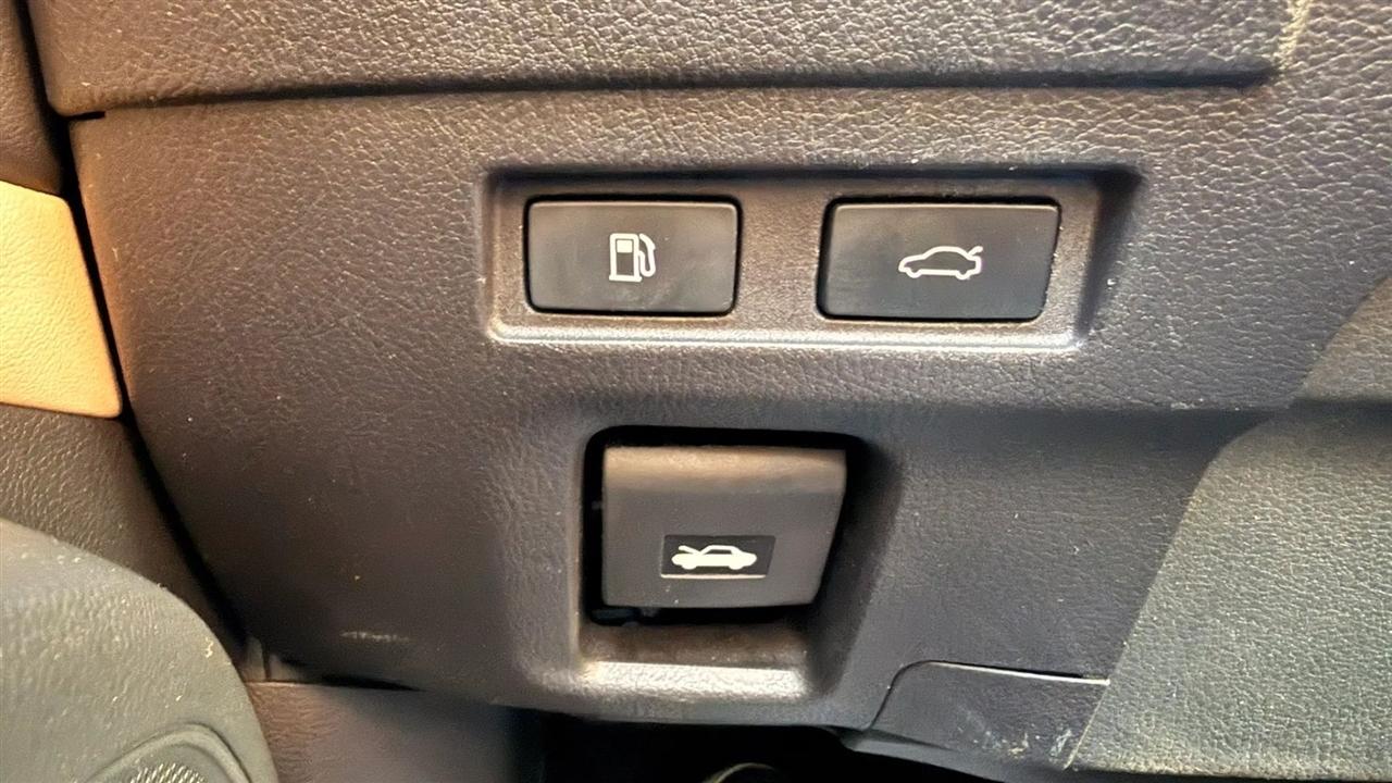 Lexus ES 300h Base 2021