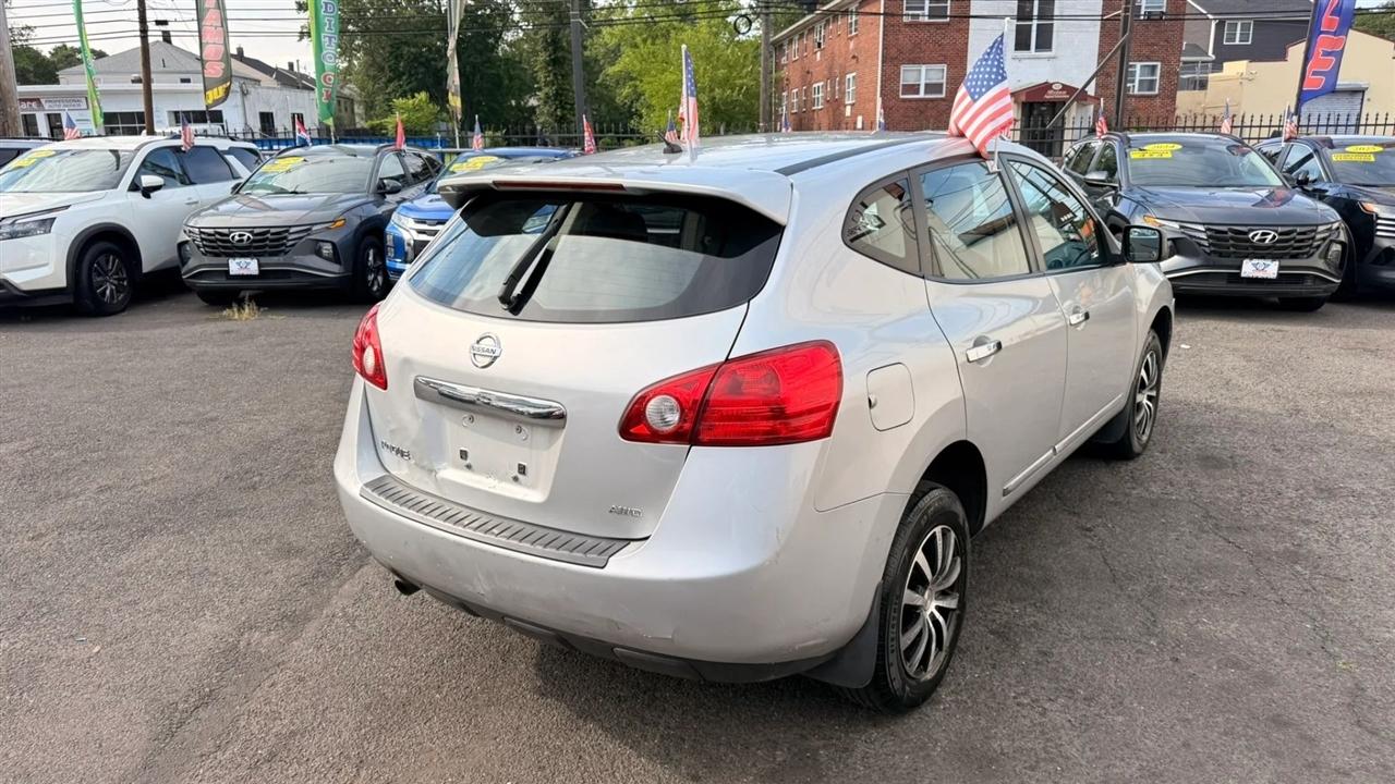 Nissan Rogue S AWD 2013