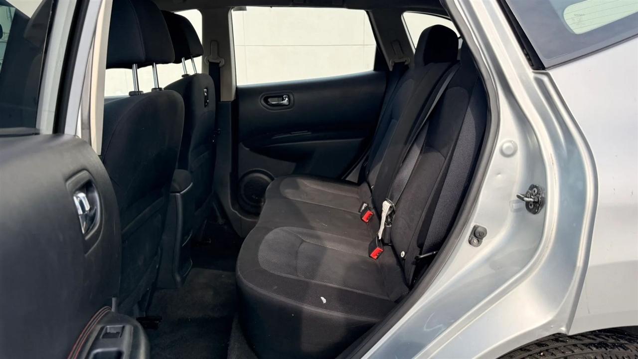 Nissan Rogue S AWD 2013