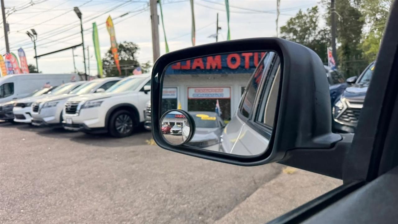 Nissan Rogue S AWD 2013