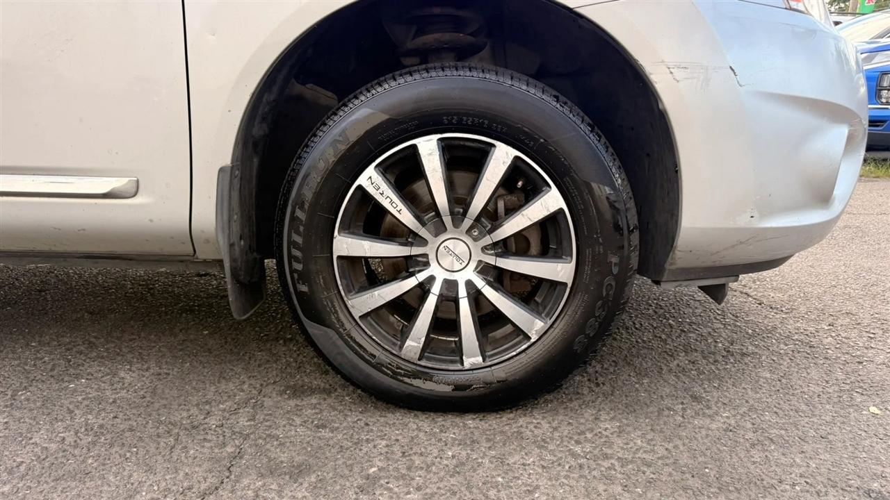 Nissan Rogue S AWD 2013