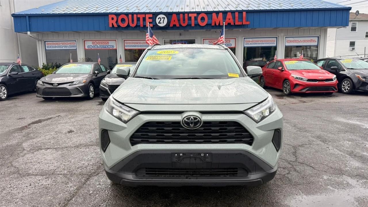 Toyota RAV4 XLE 2023