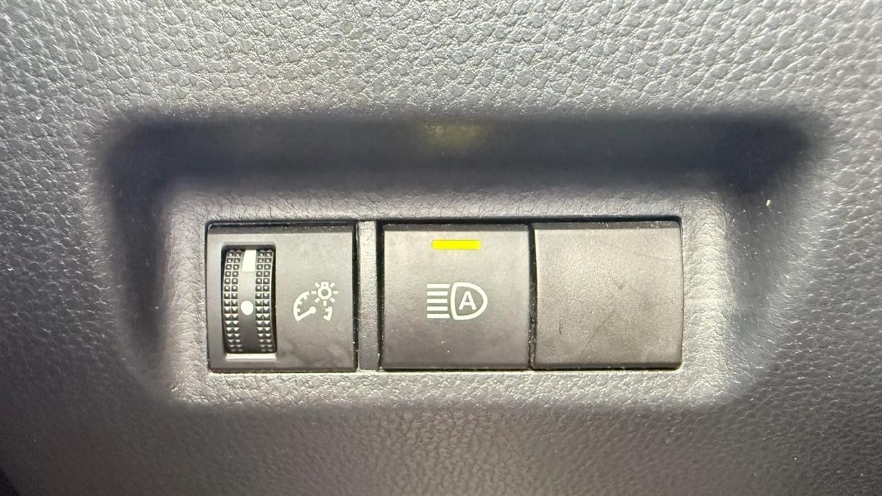 Toyota RAV4 XLE 2023
