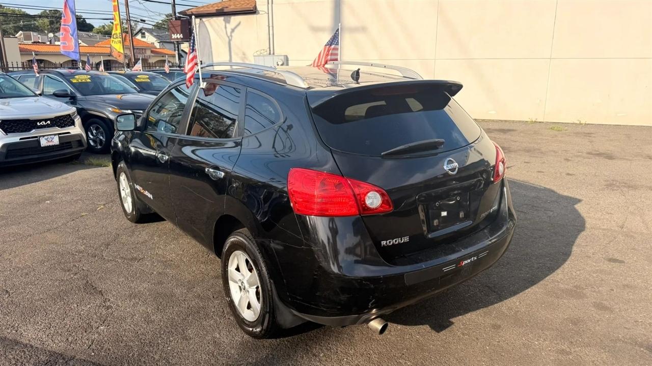 Nissan Rogue S AWD 2010