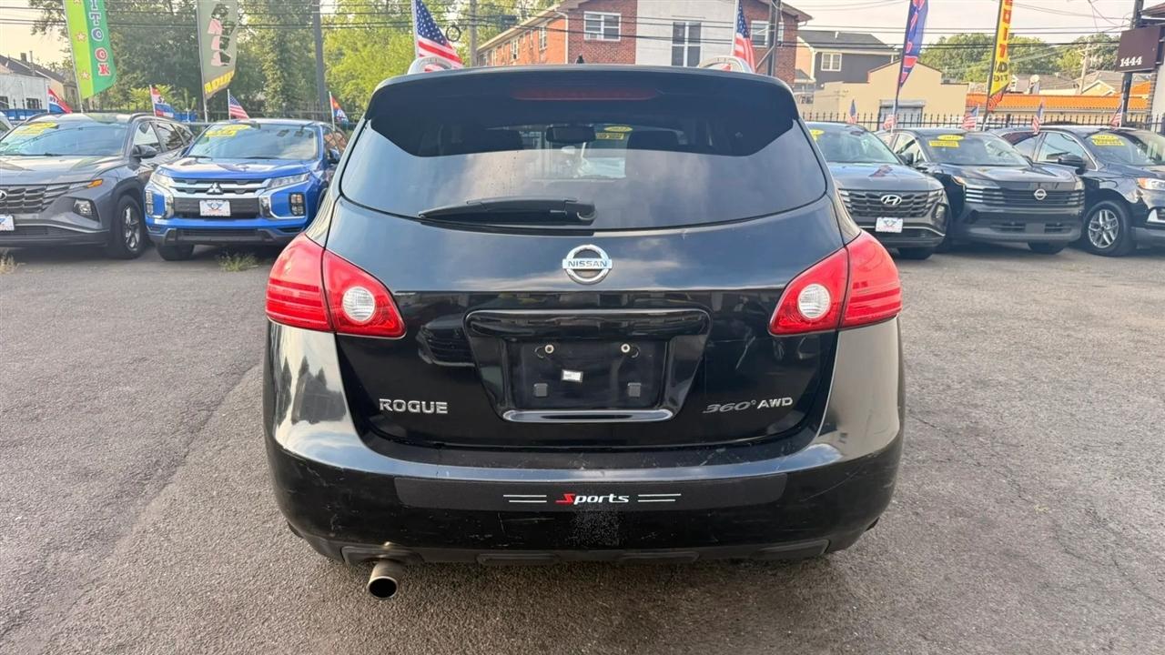 Nissan Rogue S AWD 2010