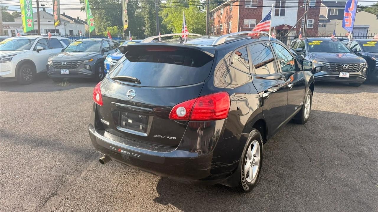 Nissan Rogue S AWD 2010