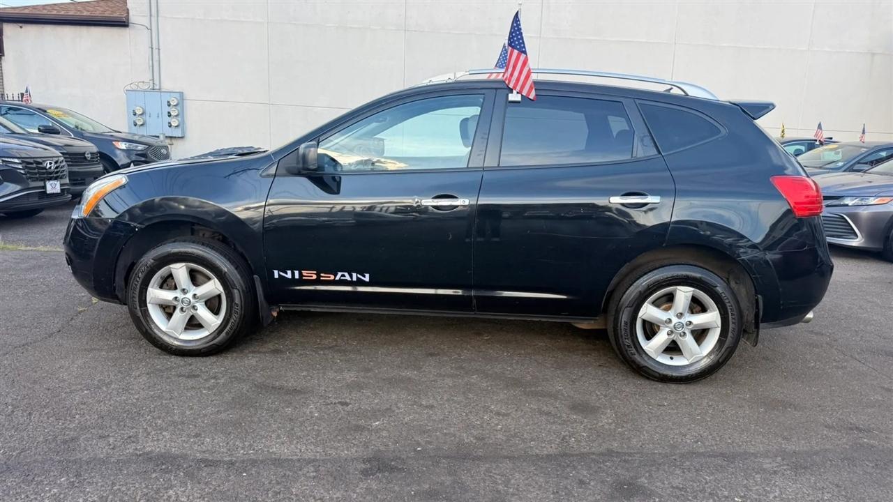 Nissan Rogue S AWD 2010