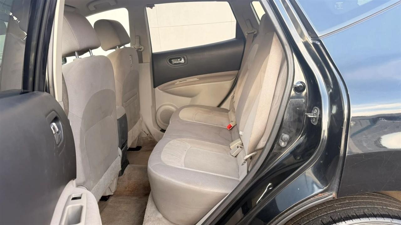 Nissan Rogue S AWD 2010
