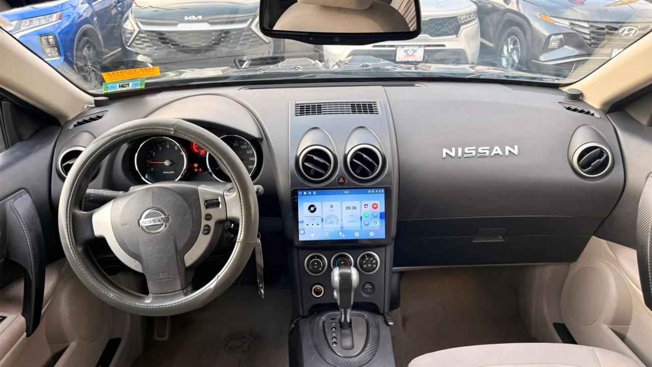Nissan Rogue S AWD 2010