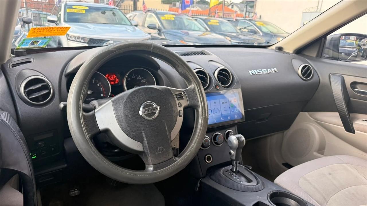 Nissan Rogue S AWD 2010