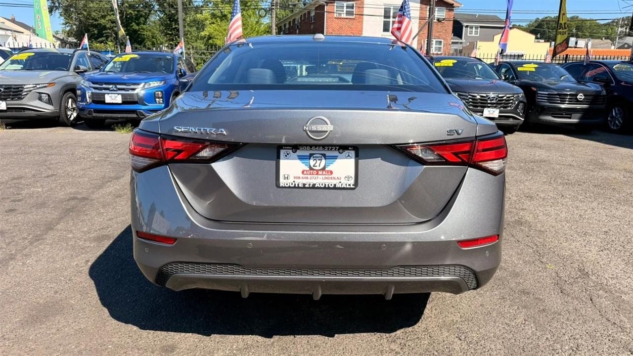 Nissan Sentra SV 2024