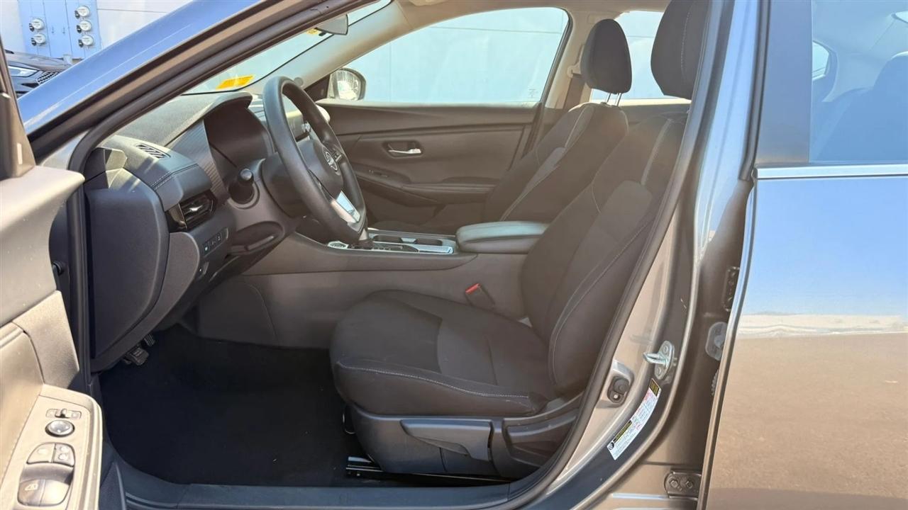Nissan Sentra SV 2024