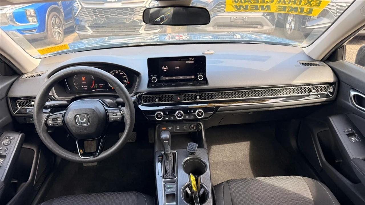 Honda Civic LX Sedan CVT 2025