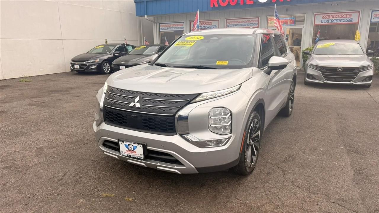 Mitsubishi Outlander SE 2WD 2024