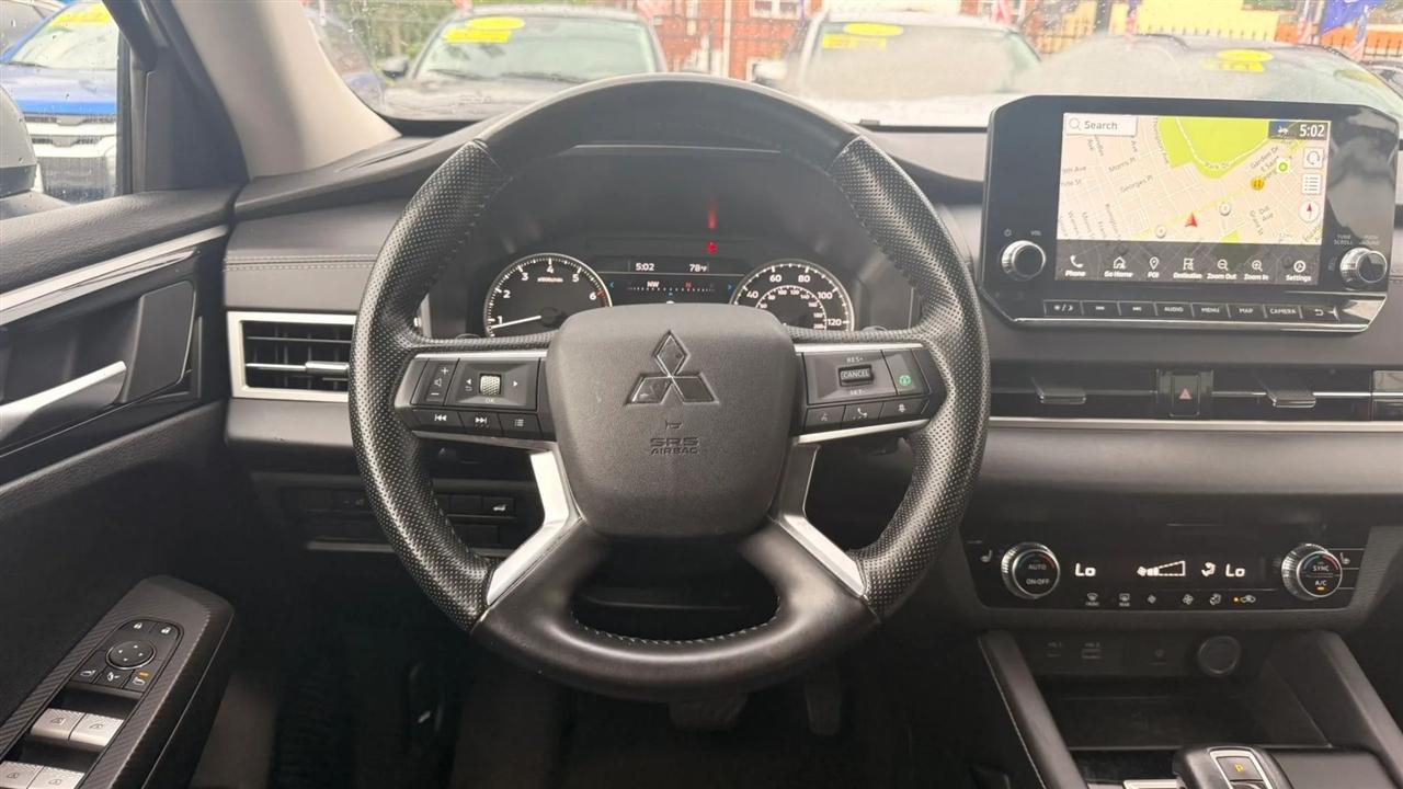 Mitsubishi Outlander SE 2WD 2024