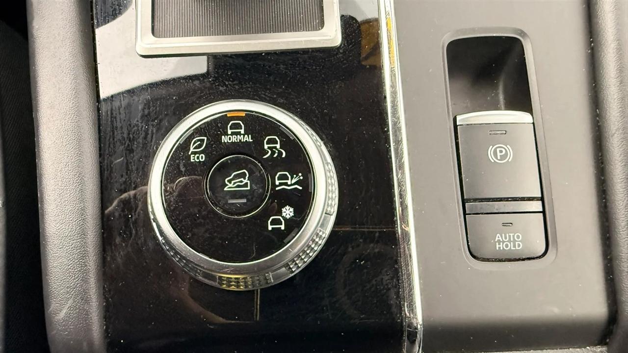 Mitsubishi Outlander SE 2WD 2024