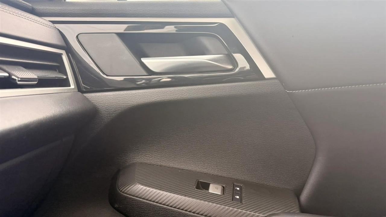 Mitsubishi Outlander SE 2WD 2024