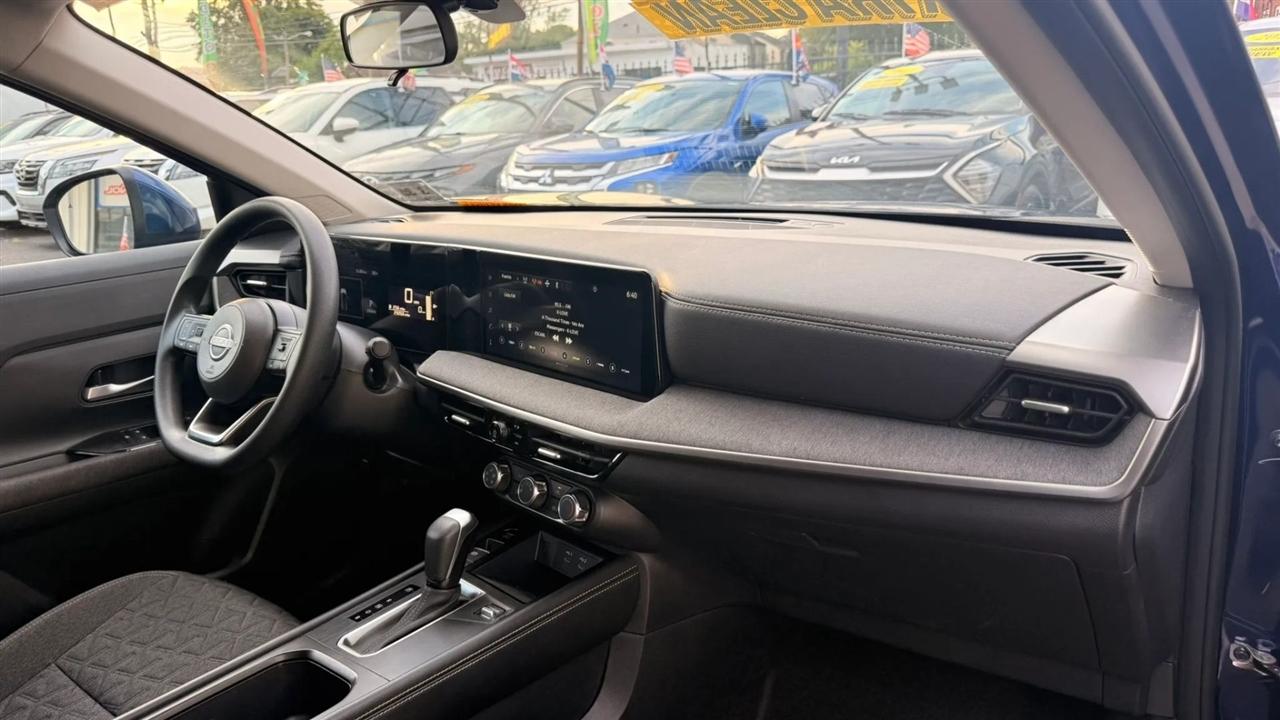 Nissan Kicks SV 4WD 2025