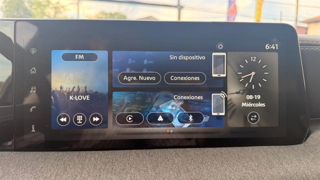 Nissan Kicks SV 4WD 2025
