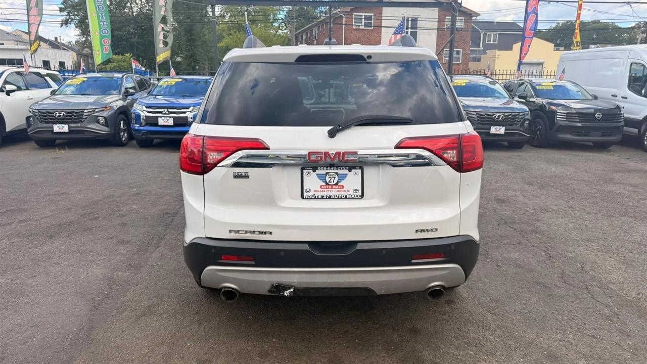 GMC Acadia SLE-2 AWD 2017