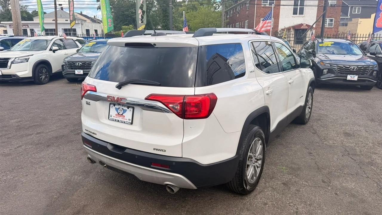 GMC Acadia SLE-2 AWD 2017